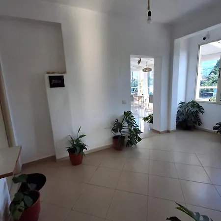 Holiday Rooms