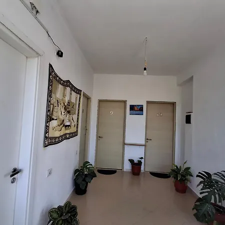 Holiday Rooms